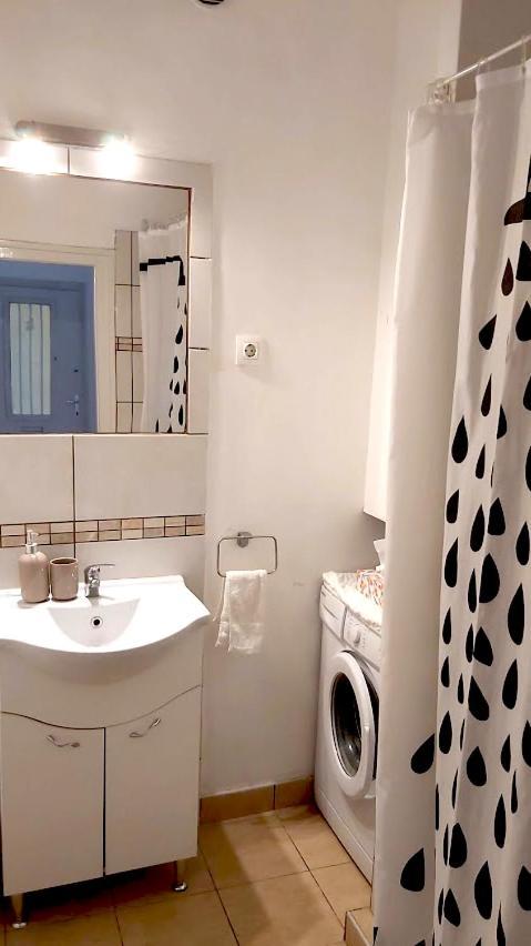 Eozin Apartman Pecs Bagian luar foto